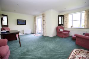 Living room- click for photo gallery